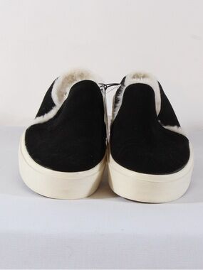 Shaheekum Cozy Black Faux-Fur Lined Slip-On Mules NIB